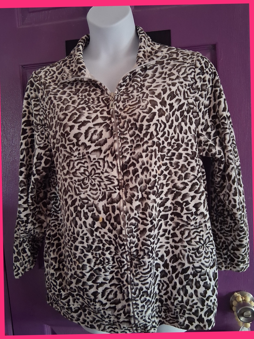 Liz & Me Leopard Zip-Front Top